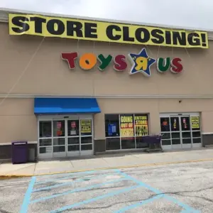 toys r us store closing